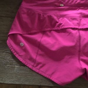 Lululemon run speed up low rise shorts size 6.